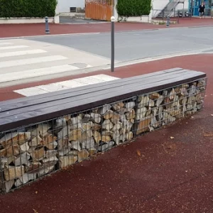 ASSISES SUR GABION