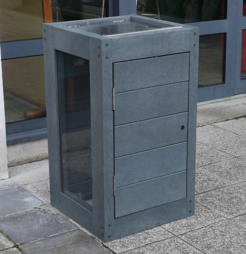 CORBEILLE VIGIPIRATE AVEC PLEXI CANOPÉE