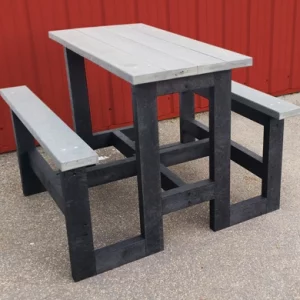 TABLE HAUTE 4 PLACES 2 BANQUETTES SNACK